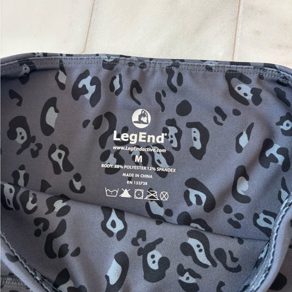 Tapout Gray Shorts and Legend Leopard Print Leggings size Medium - Picture 3 of 7